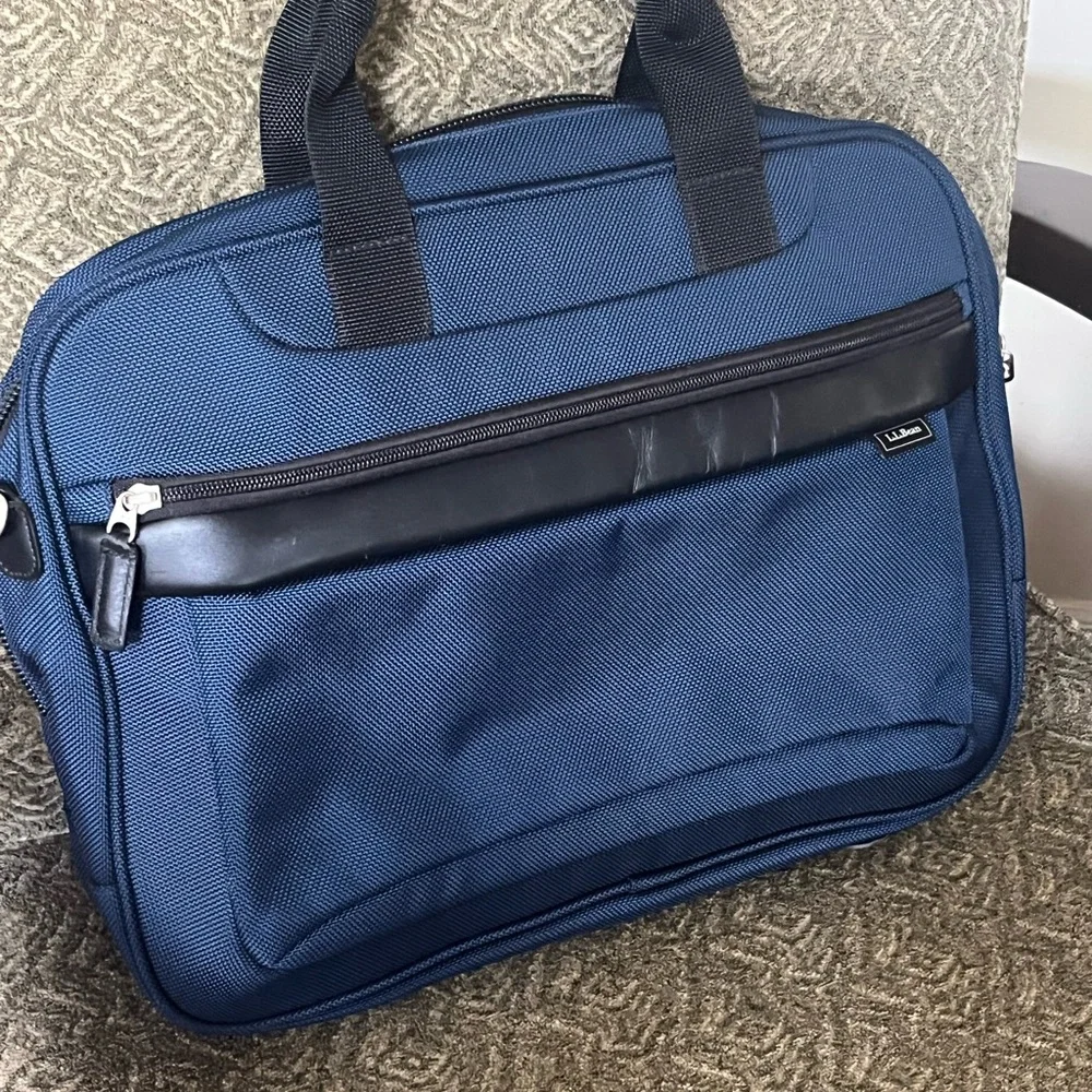 LL Bean Men's Blue Briefcase Bag/ Firm Price